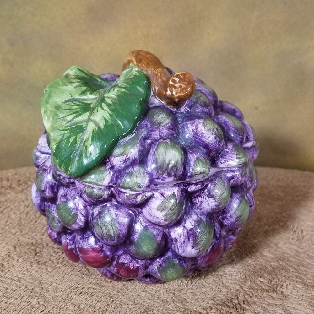 Ceramic Bunch of Grapes Trinket Holder